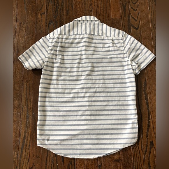 *EUC* Michael Kors Men’s M White/Blue Striped Short-Sleeved Button-Down Shirt - Picture 10 of 10